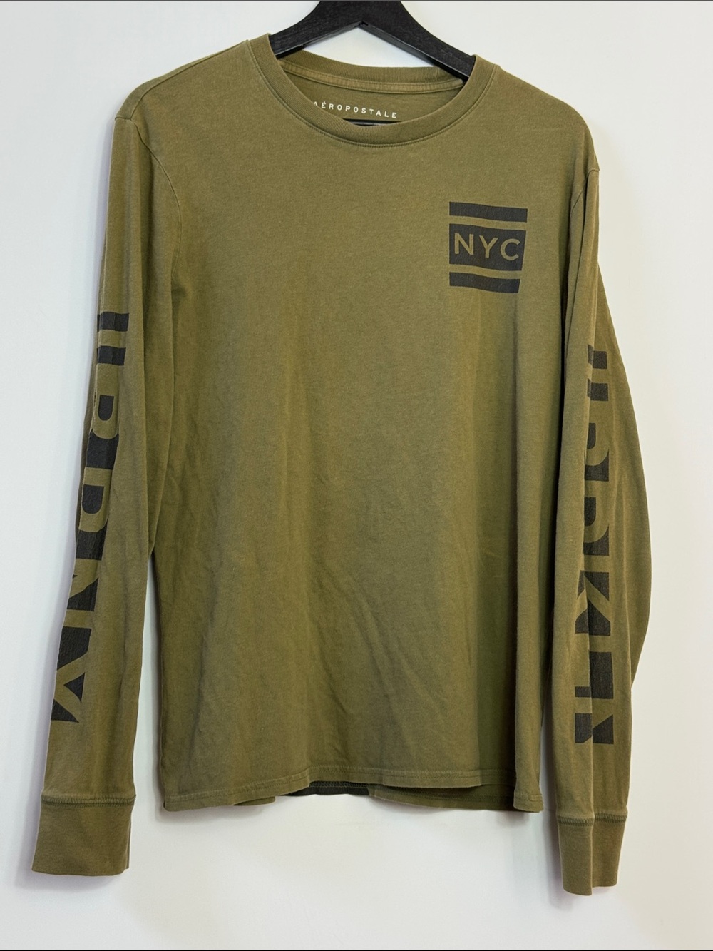 Aeropostale Olive Green Long-Sleeve NYC Graphic Men’s Tee